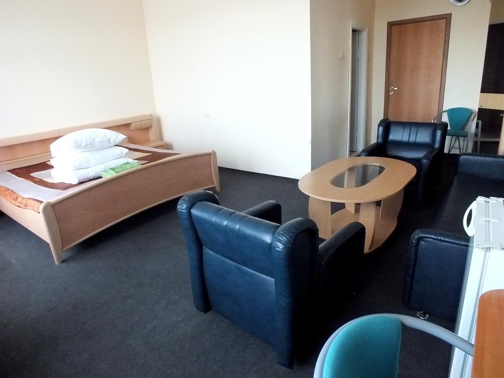 Motelis Jonuciai Garliava Phòng bức ảnh
